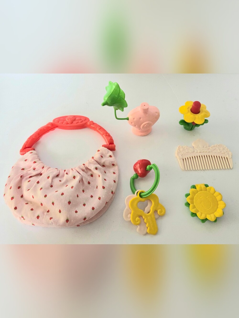 RARE VINTAGE 1980's STRAWBERRY SHORTCAKE BERRY GROWN UP PURSE, ACCESSORIES